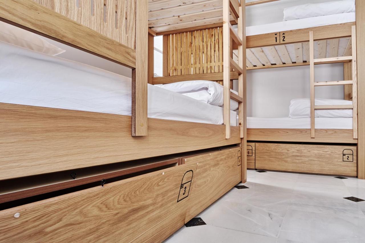 When In Athens Hostel Eksteriør bilde